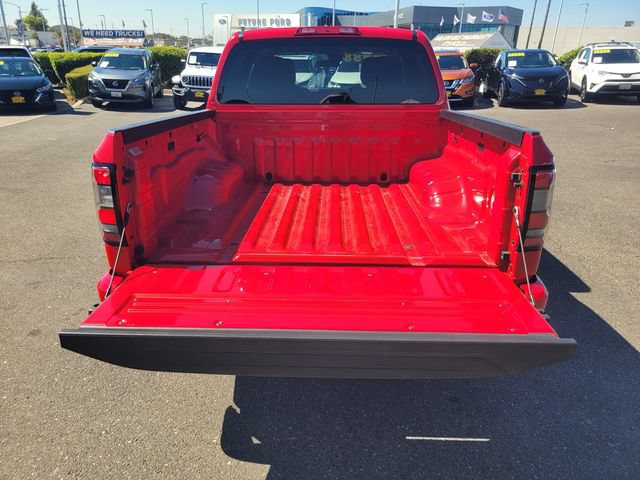 Certified 2024 Nissan Frontier SV w/ Technology Package AWD/4WD image 11