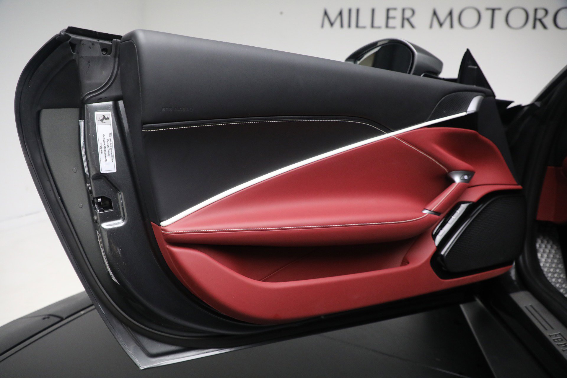 Certified 2024 Ferrari Roma image 19