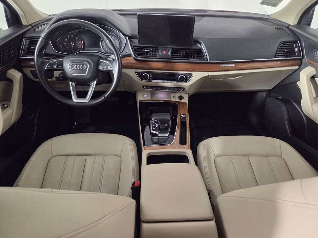 Used 2021 Audi Q5 Premium w/ Convenience Package image 28
