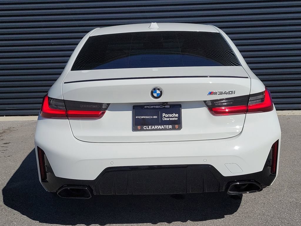 Used 2025 BMW M340i w/ Premium Package RWD image 4