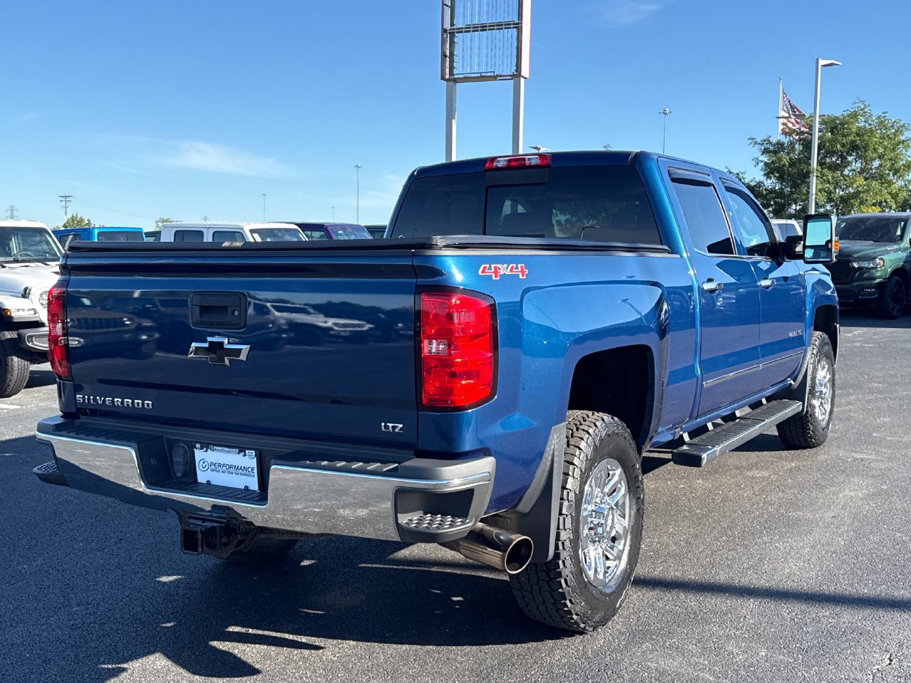 Used 2016 Chevrolet Silverado 2500 LTZ AWD/4WD image 3