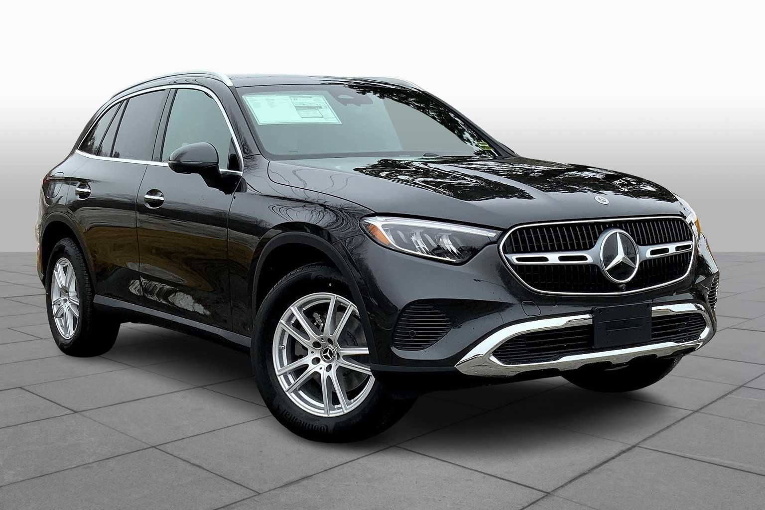 Certified 2025 Mercedes-Benz GLC 300 GLC 300 image 2