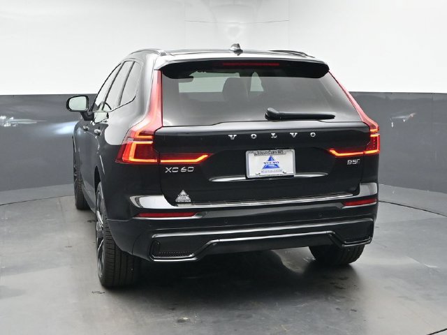 New 2027 Volvo XC60 B5 Ultra AWD/4WD image 7