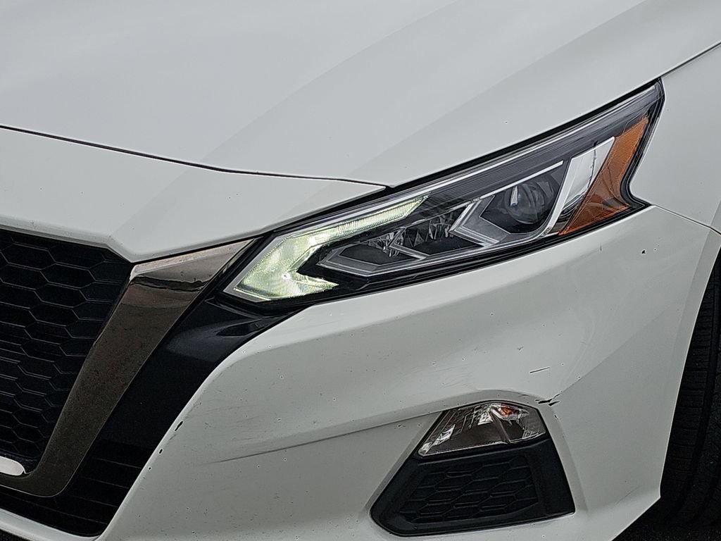 Used 2021 Nissan Altima 2.5 SR FWD image 34