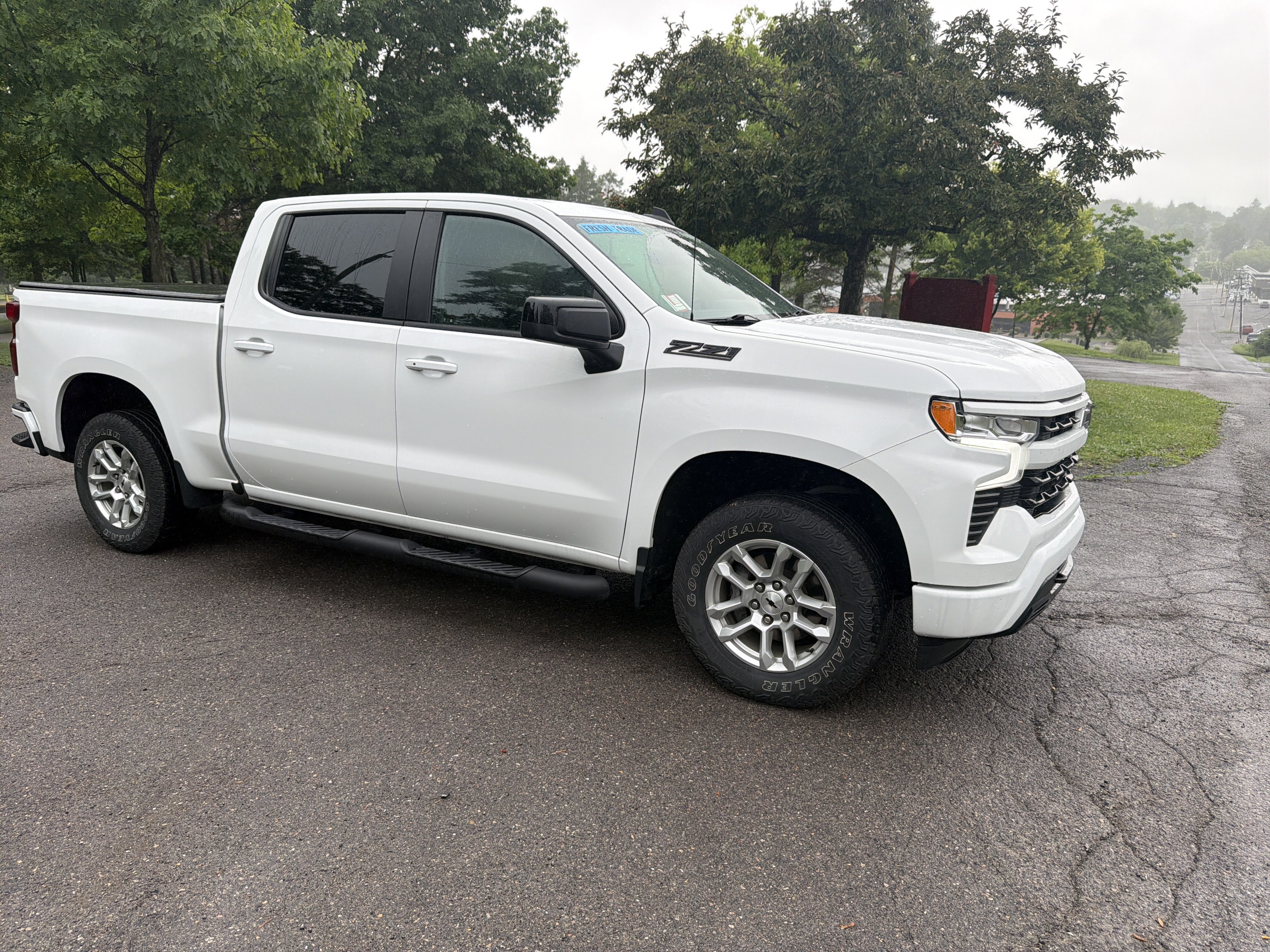 Used 2023 Chevrolet Silverado 1500 RST AWD/4WD image 1