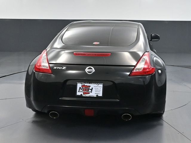 Used 2016 Nissan 370Z Coupe image 6