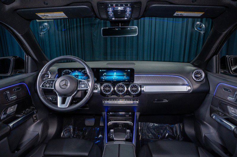 Certified 2023 Mercedes-Benz GLB 250 4MATIC image 13