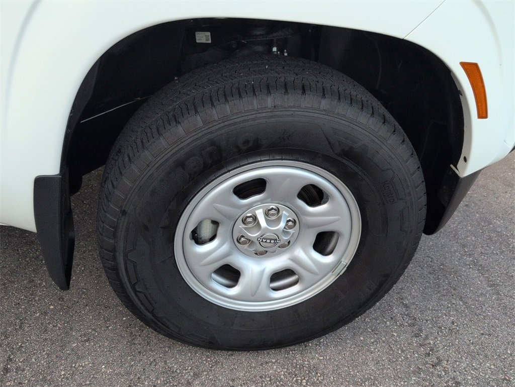 Used 2024 Nissan Frontier S w/ Technology Package image 14