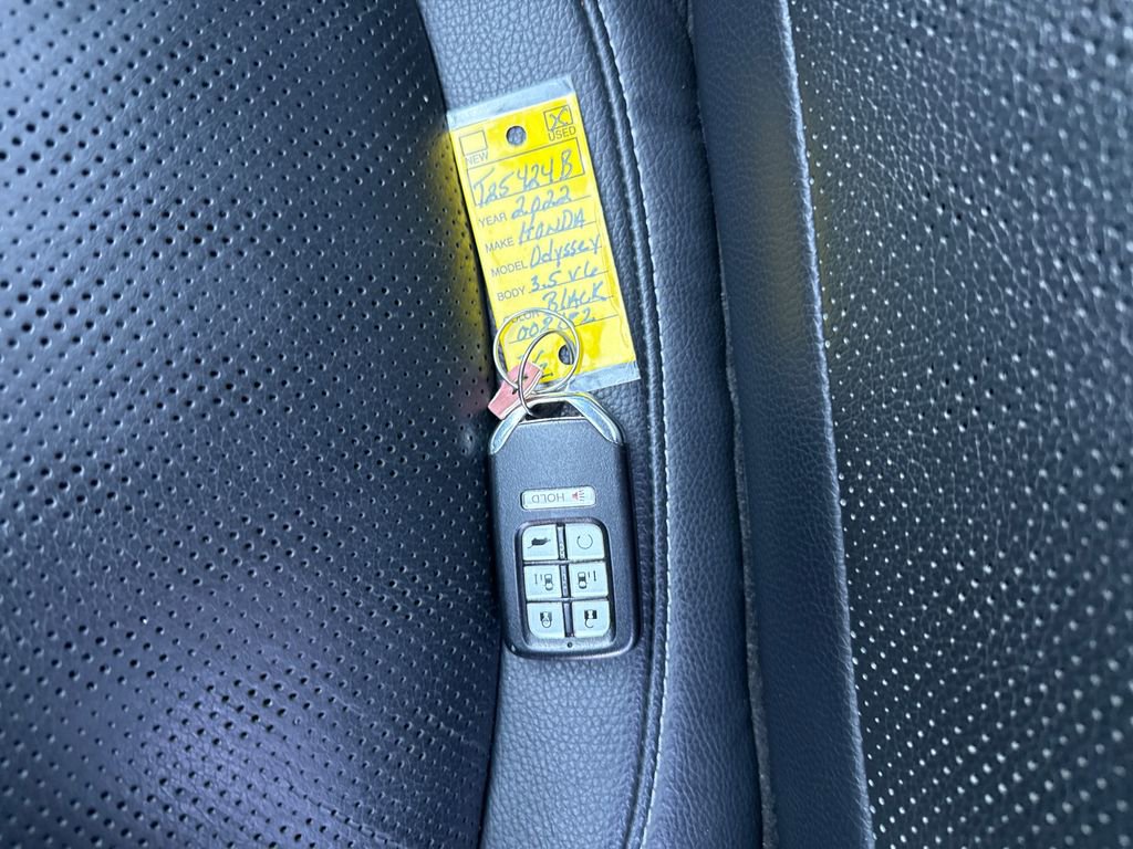 Used 2022 Honda Odyssey Elite image 32