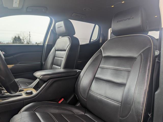 Used 2018 GMC Acadia Denali image 10
