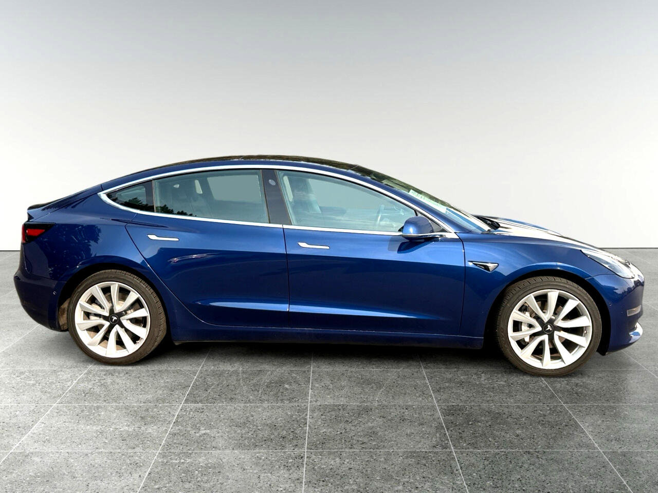 Used 2019 Tesla Model 3 Long Range image 7