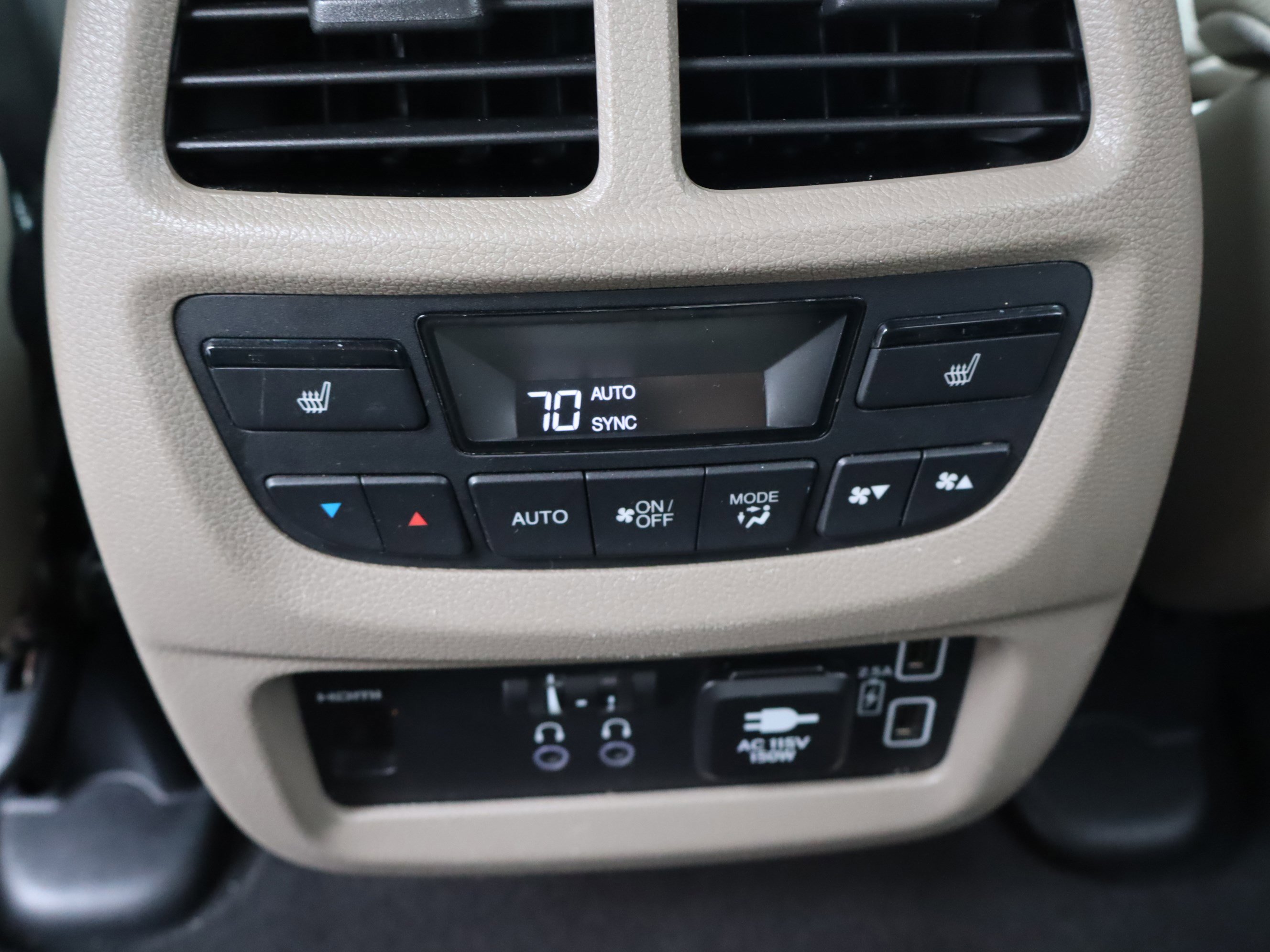 Used 2021 Honda Pilot Touring image 34