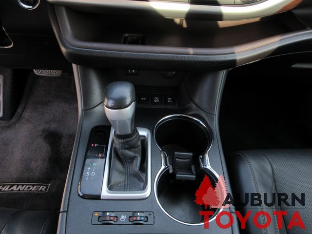 Used 2015 Toyota Highlander Limited image 24