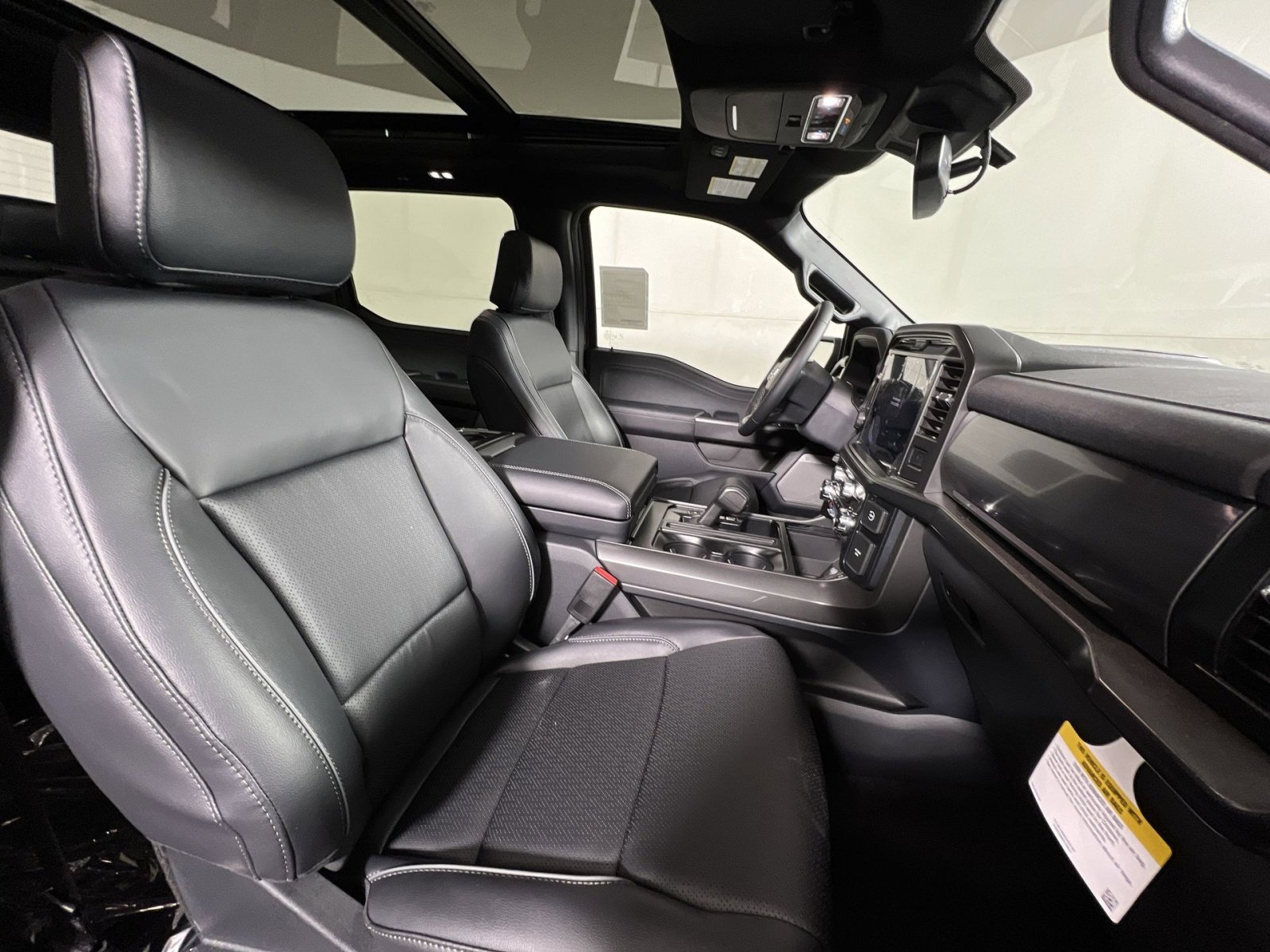 New 2026 Ford F150 Lariat w/ Equipment Group 501A Mid image 26