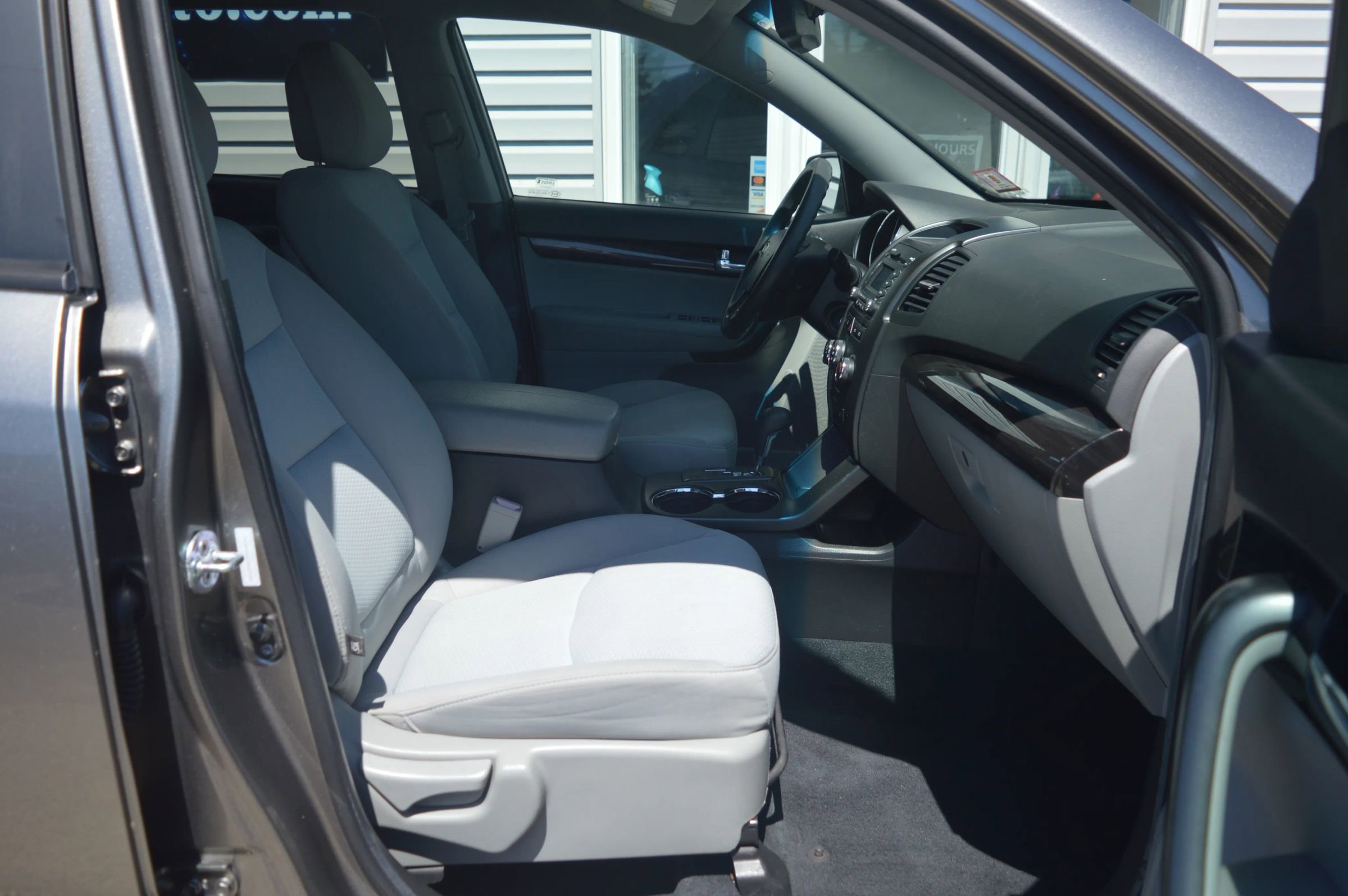 Used 2012 Kia Sorento LX w/ Convenience Pkg AWD/4WD image 17
