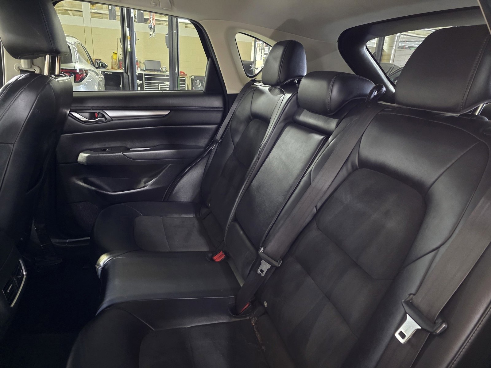 Used 2021 MAZDA CX-5 Touring image 15