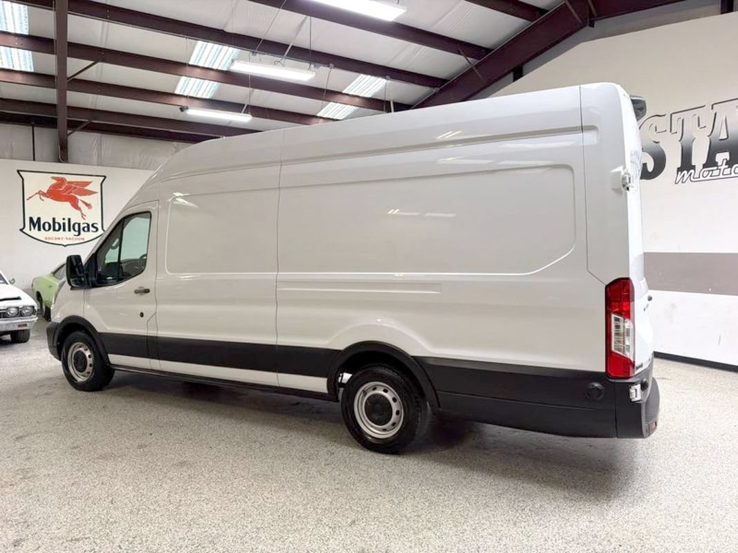 Used 2021 Ford Transit 350 148 High Roof Extended w/ Load Area Protection Package RWD image 4