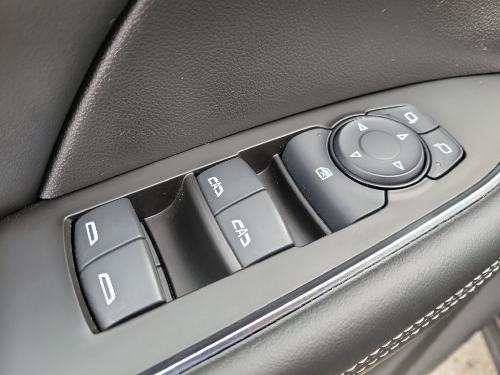 Used 2023 Buick Envision Preferred w/ Sport Touring Package AWD/4WD image 18