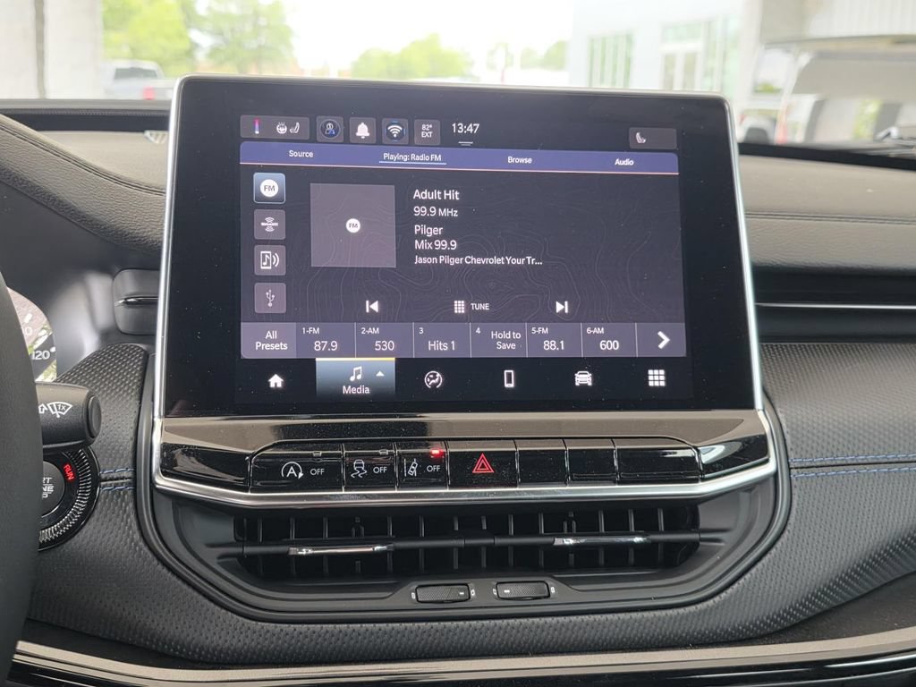 New 2026 Jeep Compass Latitude AWD/4WD image 19