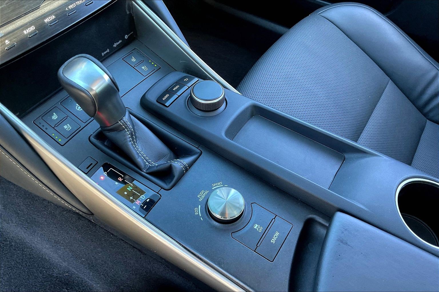 Used 2017 Lexus IS 300 AWD w/ Premium Package image 17
