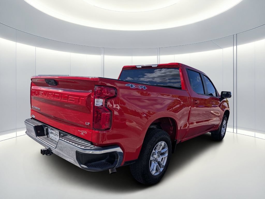 Used 2022 Chevrolet Silverado 1500 LT AWD/4WD image 4