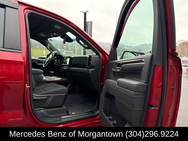 Used 2023 Chevrolet Silverado 1500 LT w/ Z71 Off-Road Package AWD/4WD image 25