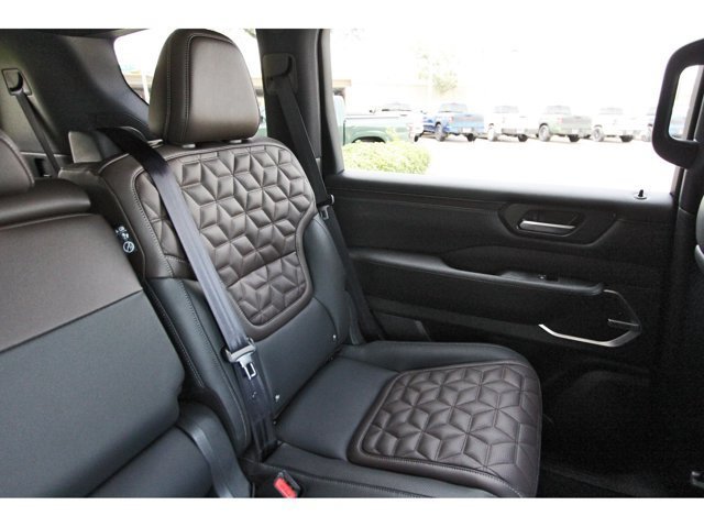 New 2026 Nissan Armada Platinum Reserve AWD/4WD image 10