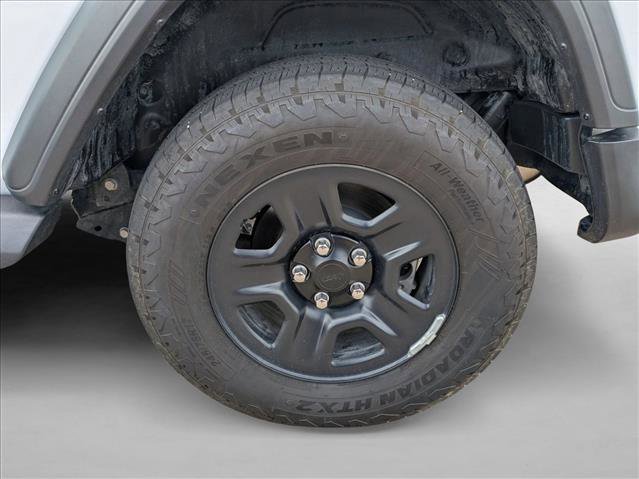 Used 2025 Jeep Wrangler Sport AWD/4WD image 8