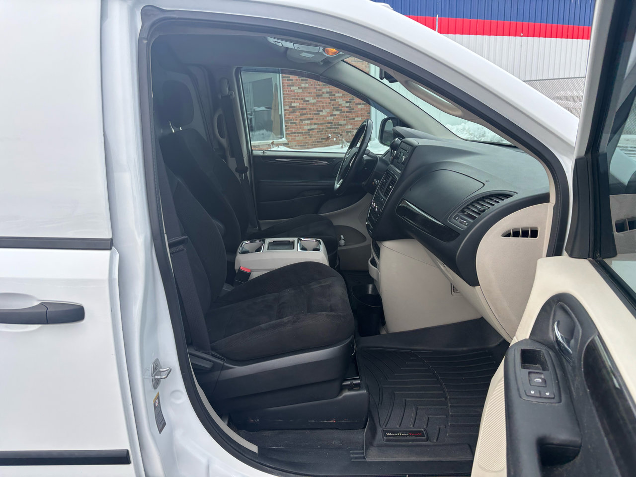 Used 2015 RAM C/V Tradesman w/ UConnect Hands-Free Group image 15