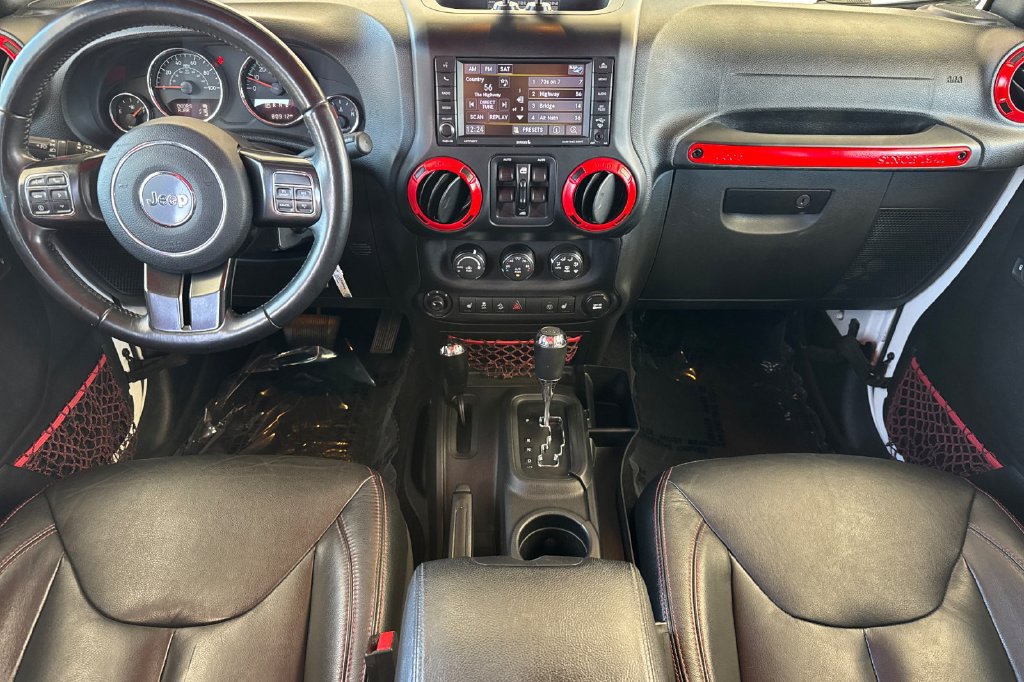 Used 2017 Jeep Wrangler Unlimited Rubicon AWD/4WD image 4