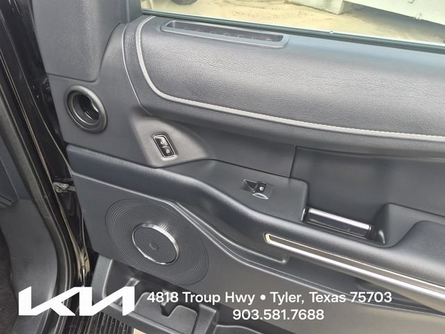 Used 2023 Ford Expedition Max XLT AWD/4WD image 18
