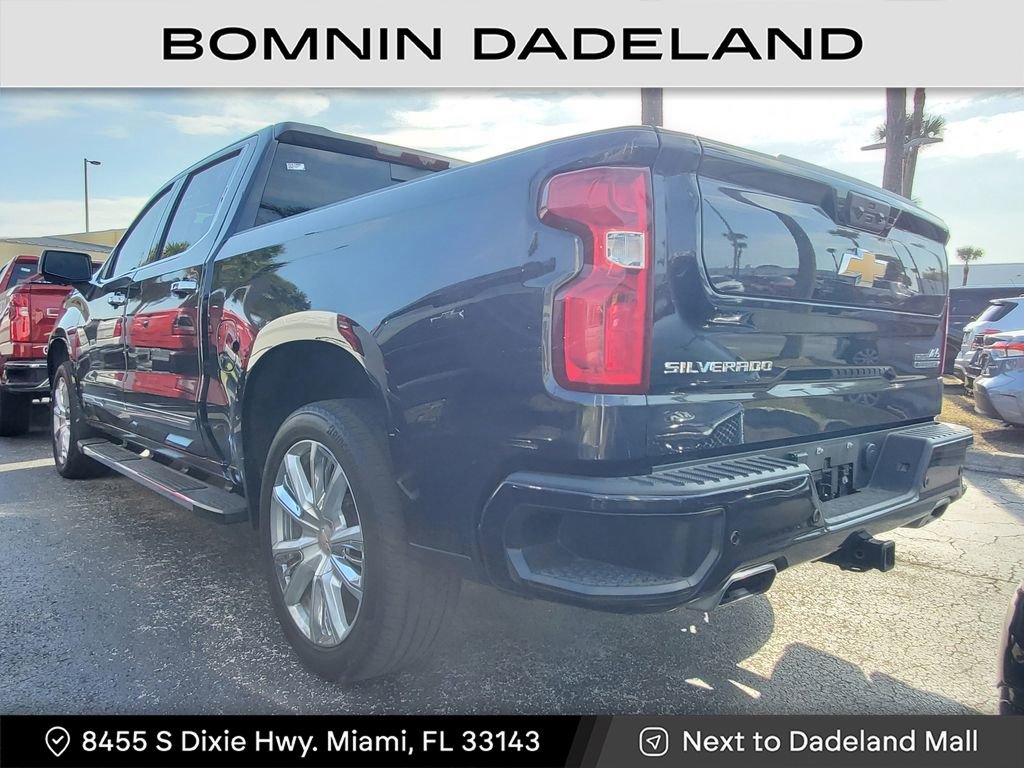 Used 2024 Chevrolet Silverado 1500 High Country w/ High Country Premium Package image 3