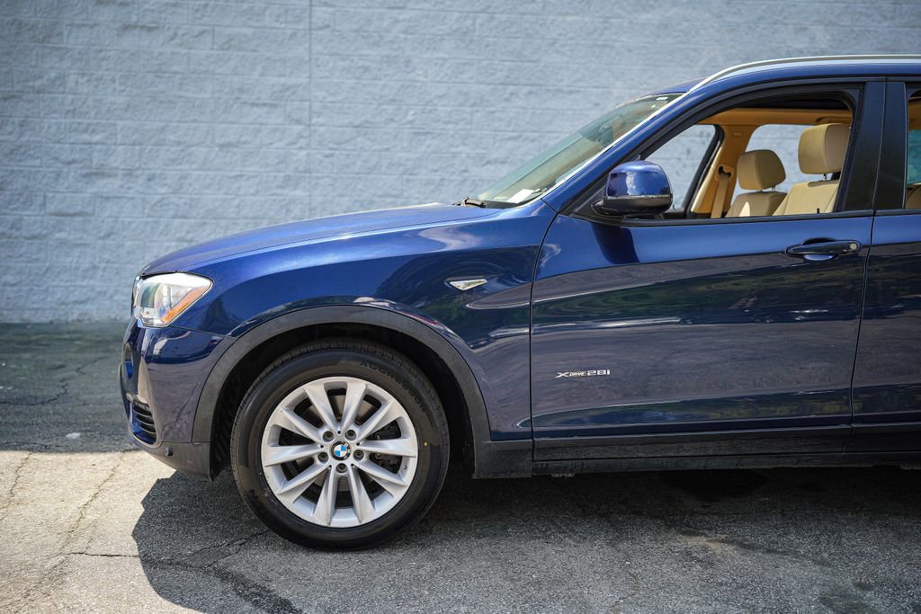 Used 2017 BMW X3 xDrive28i w/ Driving Assistance Package image 11