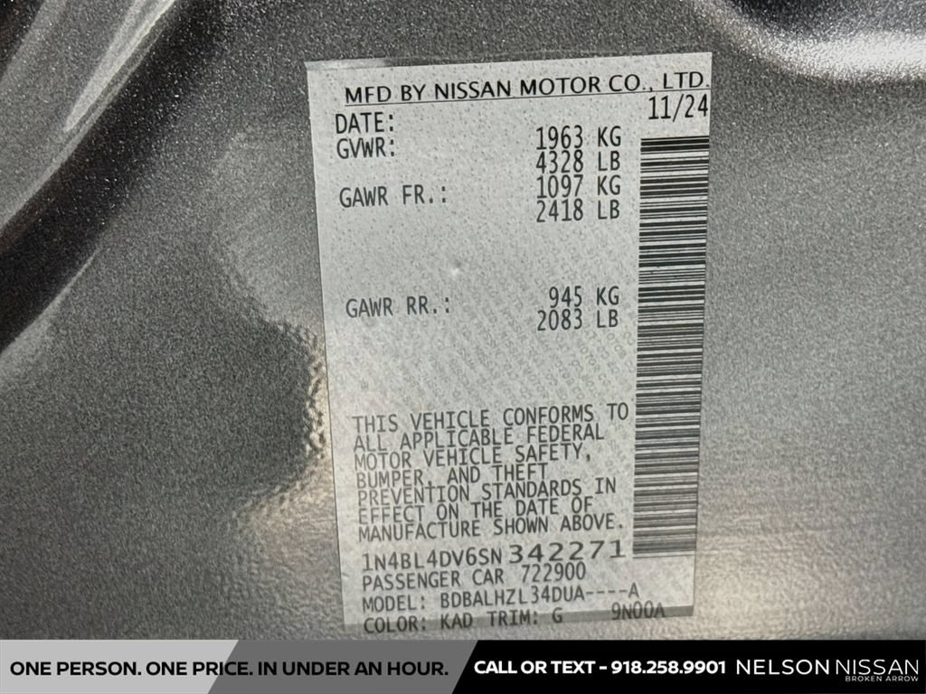 Certified 2025 Nissan Altima 2.5 SV FWD image 30