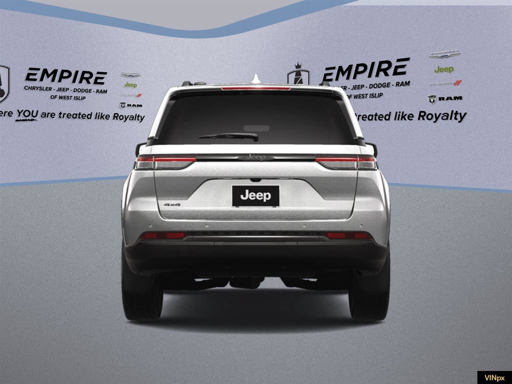New 2025 Jeep Grand Cherokee 4WD image 7