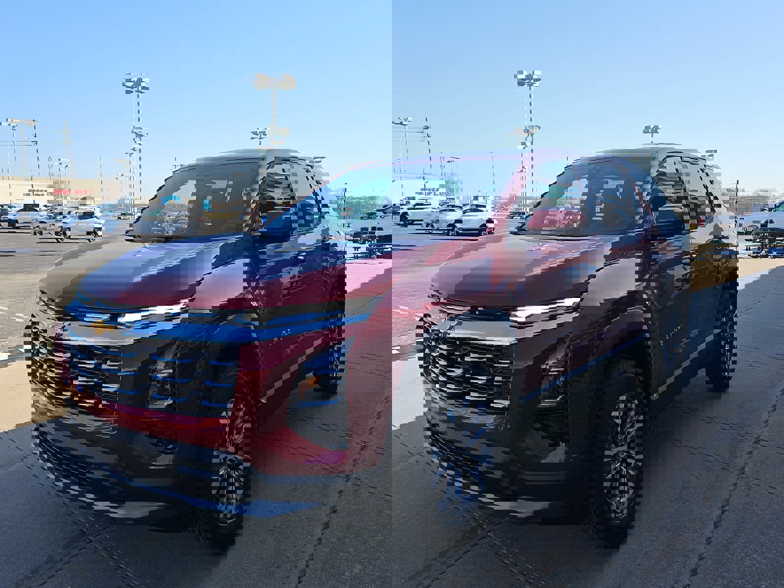 New 2026 Chevrolet Equinox LT w/ Convenience Package II image 2