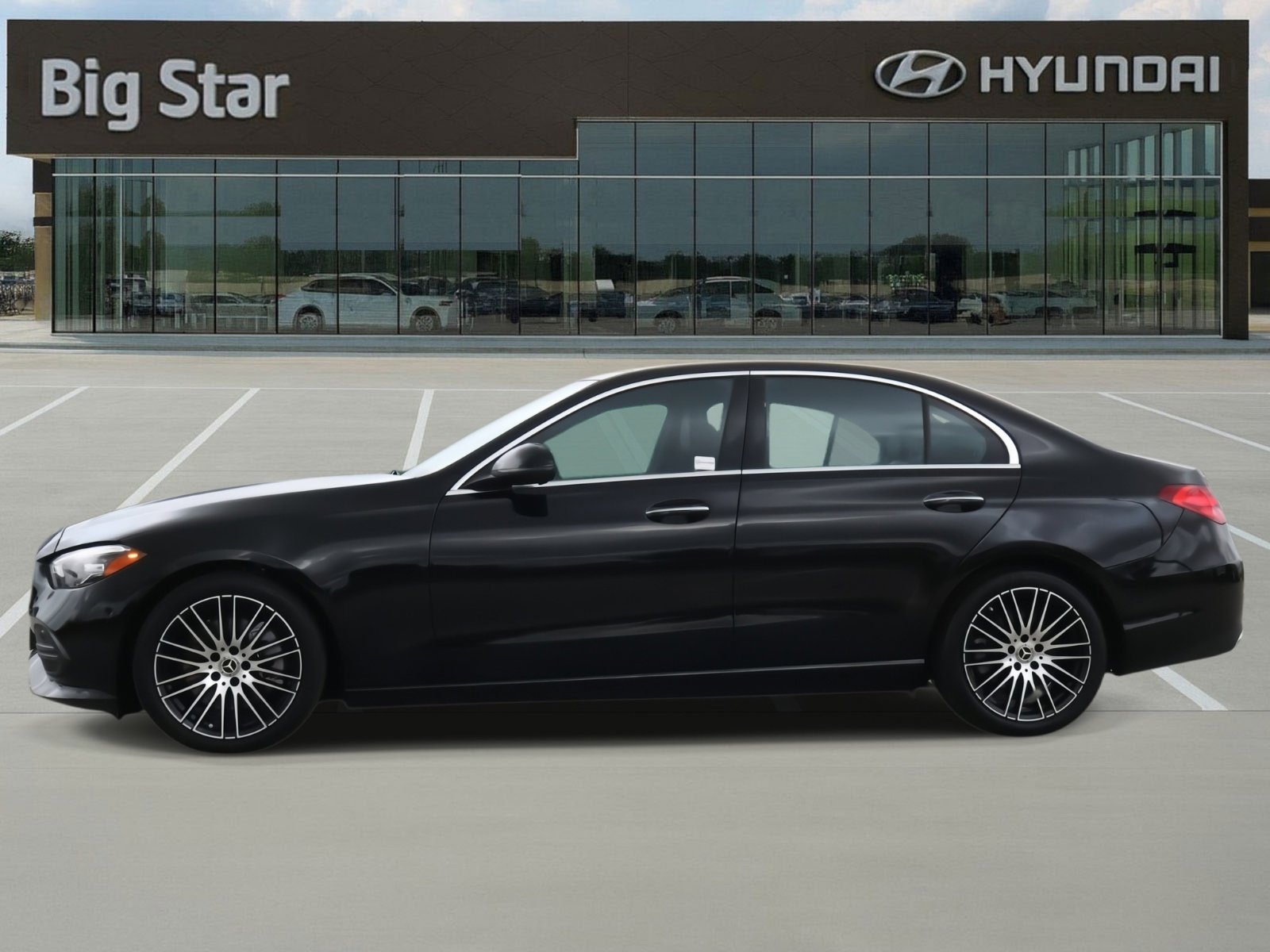 Used 2024 Mercedes-Benz C 300 4MATIC Sedan image 2