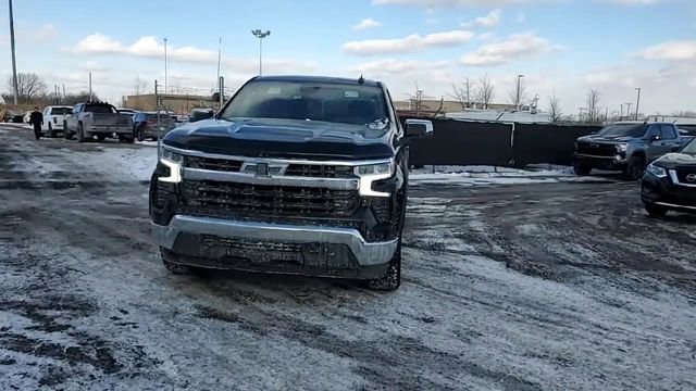 Certified 2022 Chevrolet Silverado 1500 LT image 3