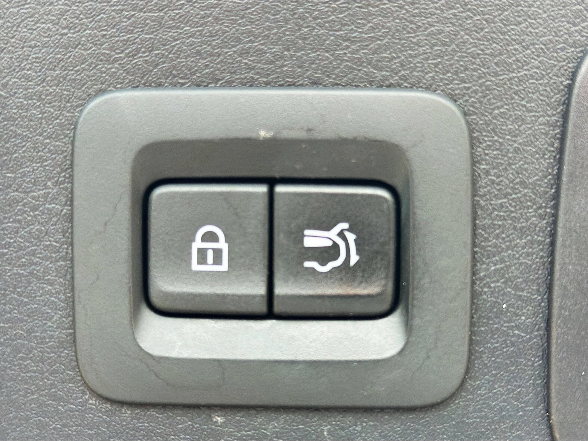 Used 2024 MAZDA CX-90 3.3 Turbo w/ Select Package image 13