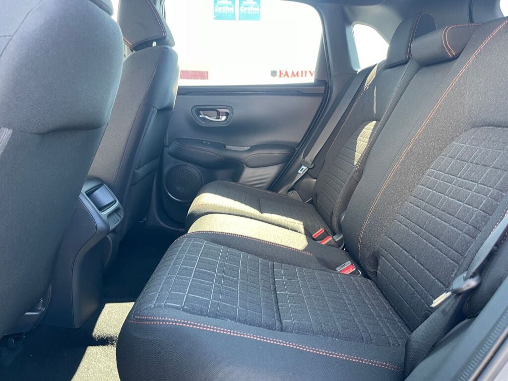 Used 2025 Honda HR-V Sport image 15