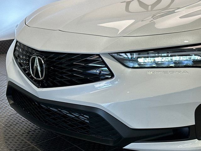 Certified 2025 Acura Integra Base image 8