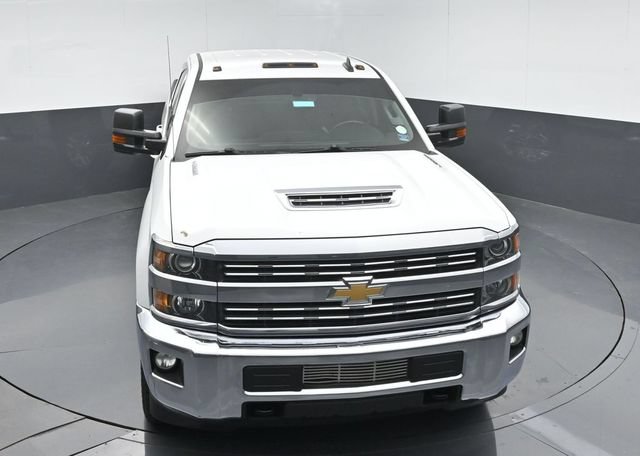 Used 2018 Chevrolet Silverado 2500 LT w/ LT Convenience Package AWD/4WD image 37