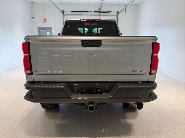 New 2026 Chevrolet Silverado 2500 ZR2 AWD/4WD image 5