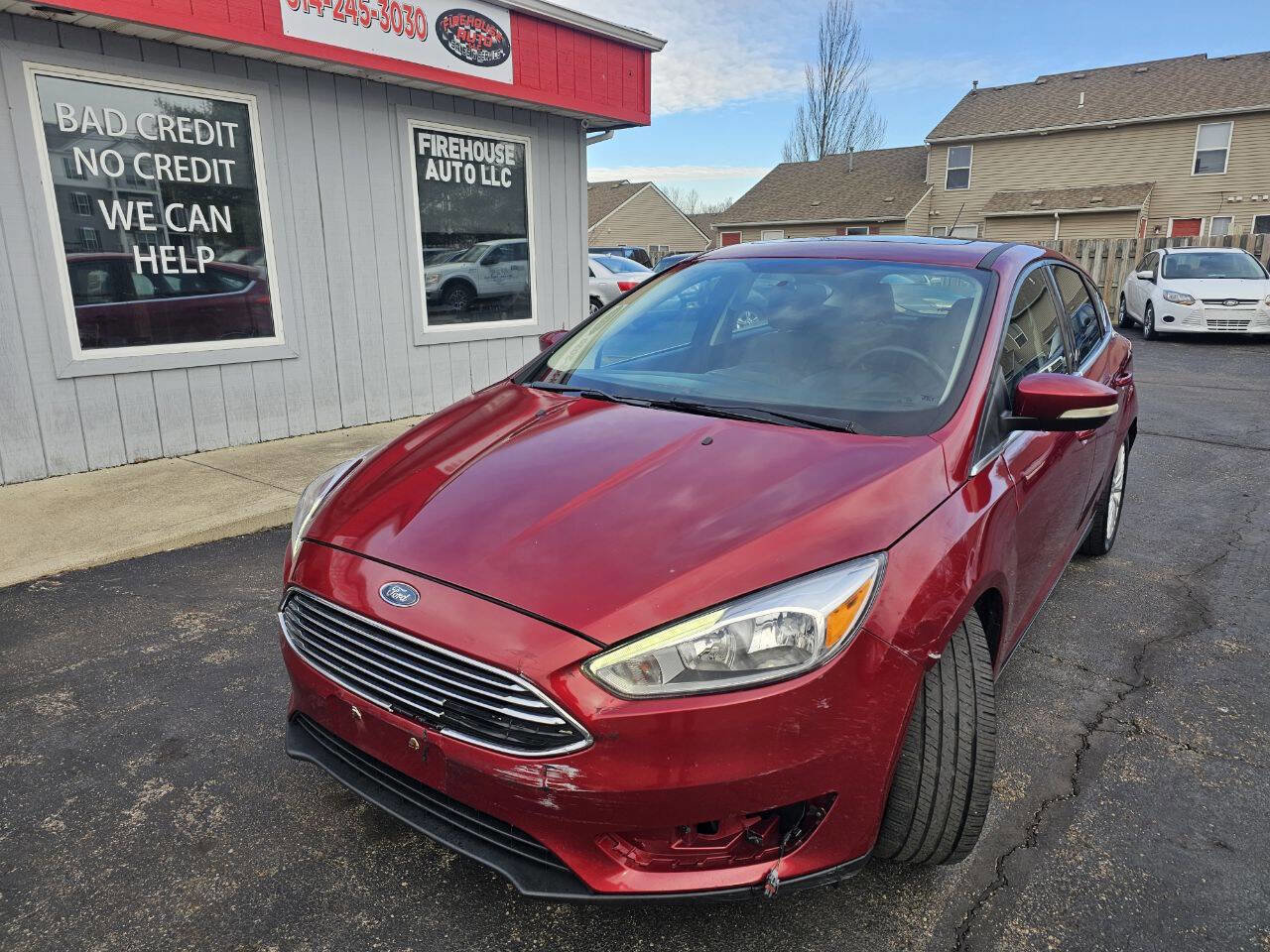 Used 2017 Ford Focus Titanium image 2