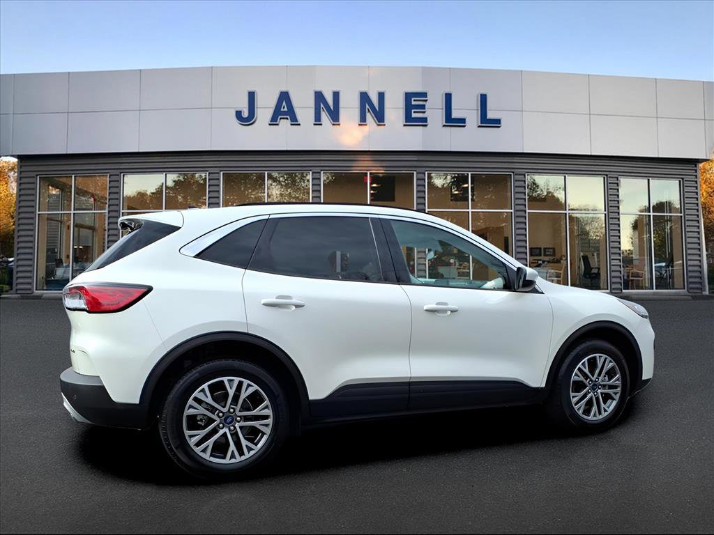 Used 2022 Ford Escape SEL w/ Technology Package image 4