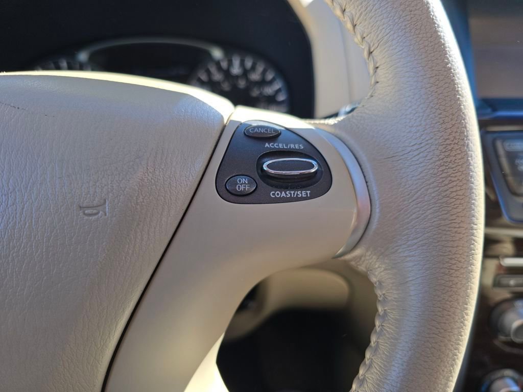 Used 2015 Nissan Pathfinder SL w/ SL Premium Package image 15