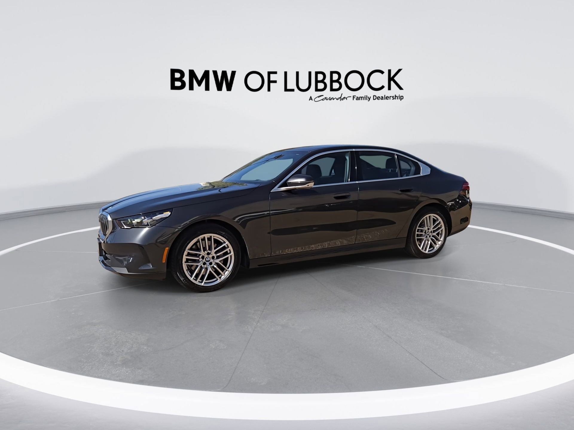Certified 2024 BMW 530i w/ Premium Package RWD image 5