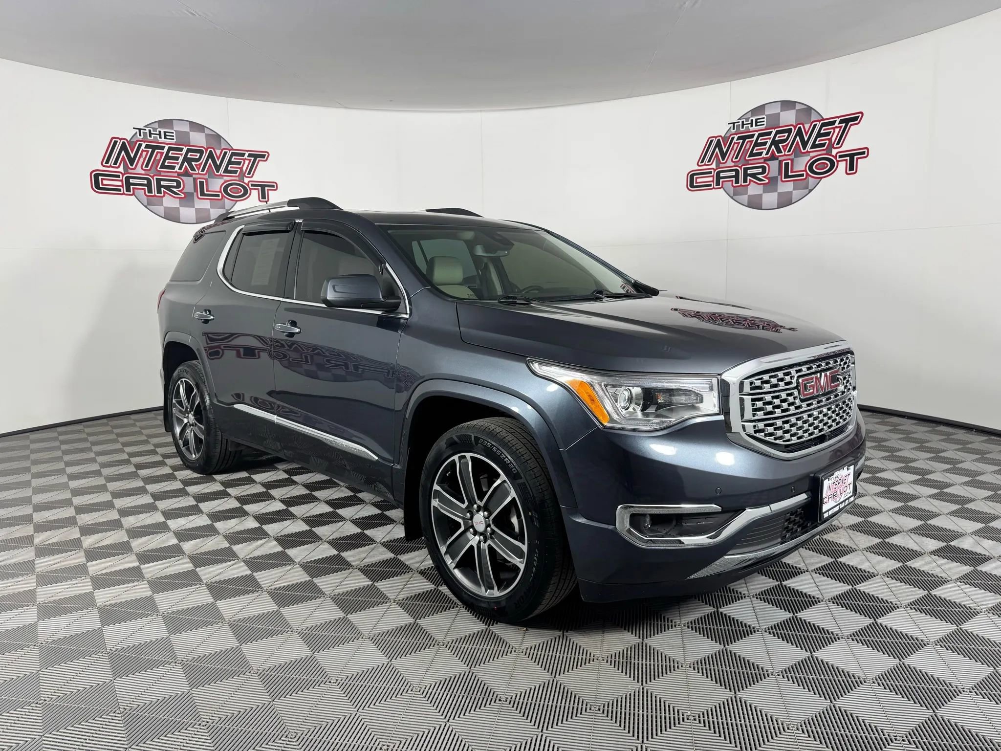 Used 2019 GMC Acadia Denali w/ Technology Package image 9