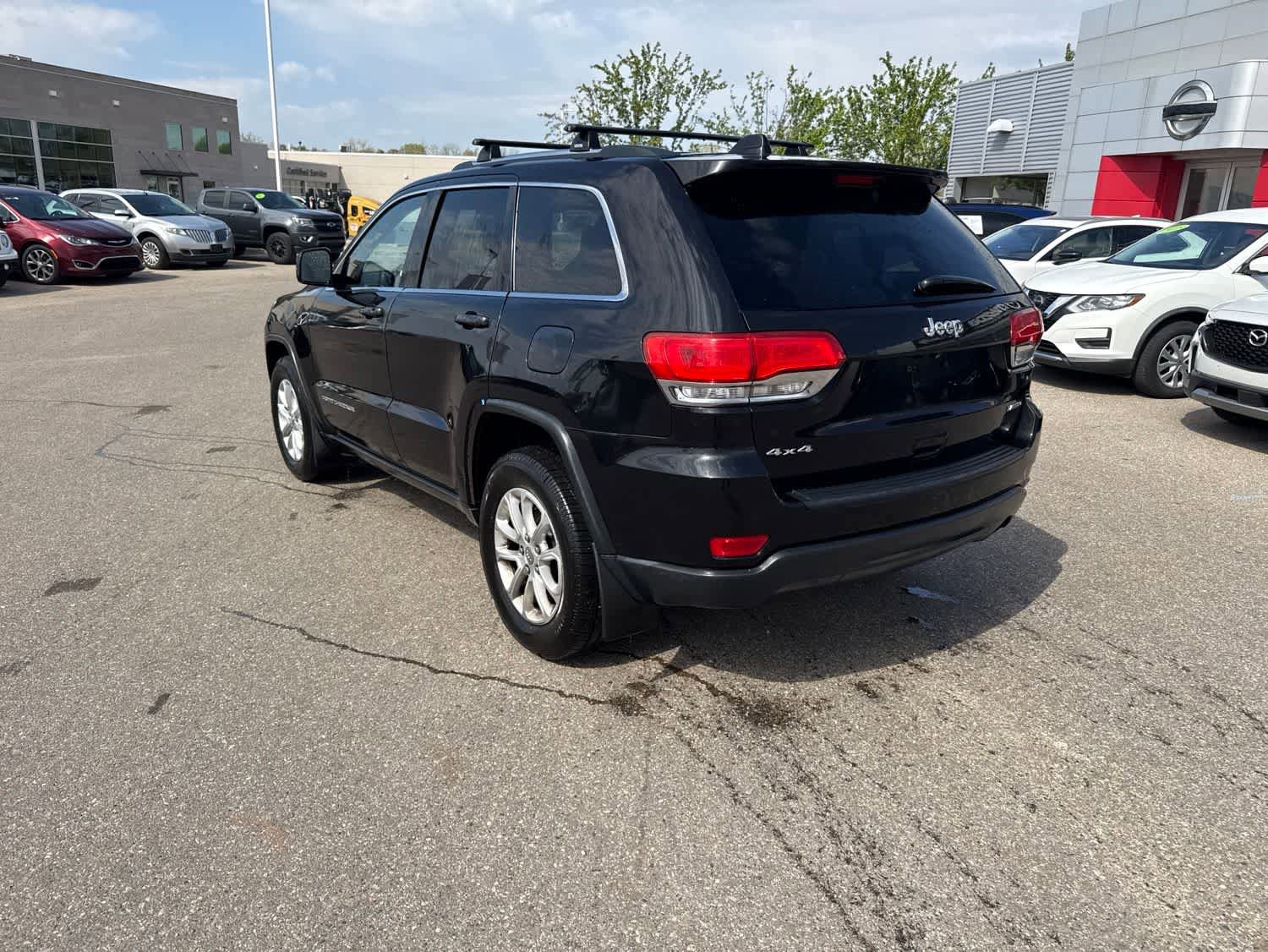 Used 2015 Jeep Grand Cherokee Laredo w/ Quick Order Package 23E AWD/4WD image 7