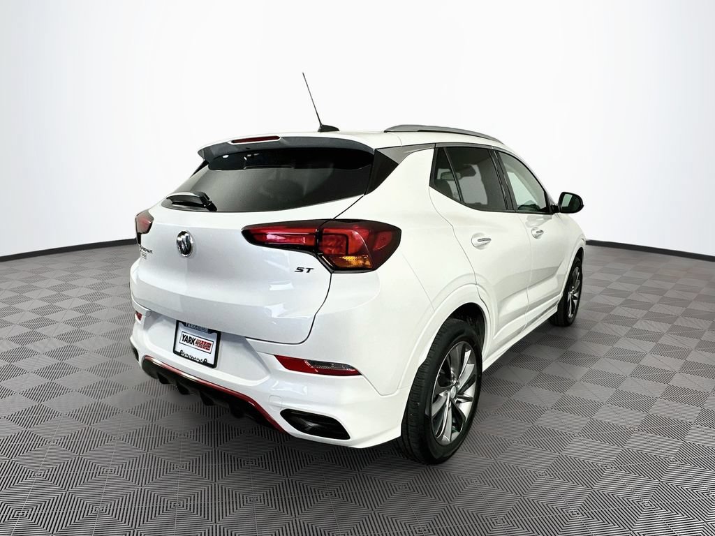 Used 2021 Buick Encore GX Essence w/ Sport Touring Package AWD/4WD image 10